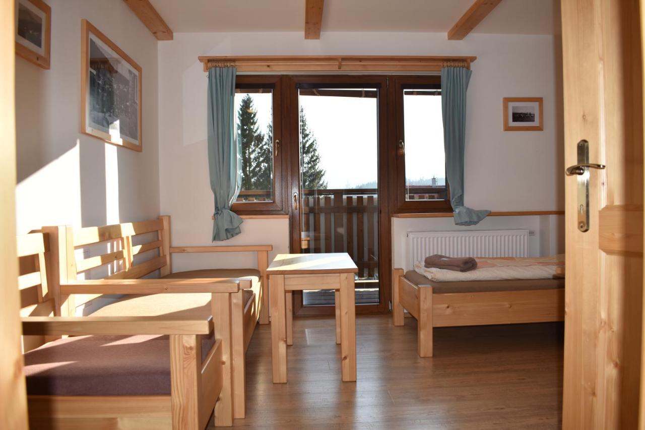 Čtyřlůžkový pokoj s balkonem
